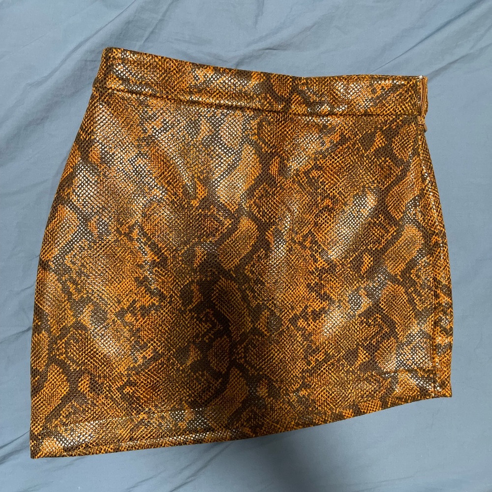 H:ours snake print skirt brown